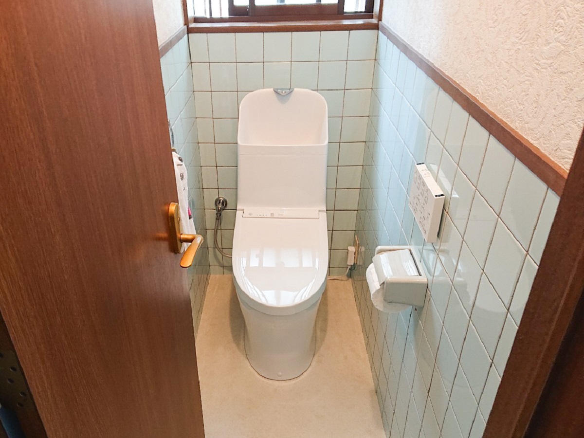 トイレのバリアフリーリフォーム 施工事例 大津でリフォームならlixilリフォームショップモンテホームへ 滋賀県大津市 トイレのバリアフリーリフォーム 施工事例 大津でリフォームならlixilリフォームショップモンテホームへ 滋賀県大津市