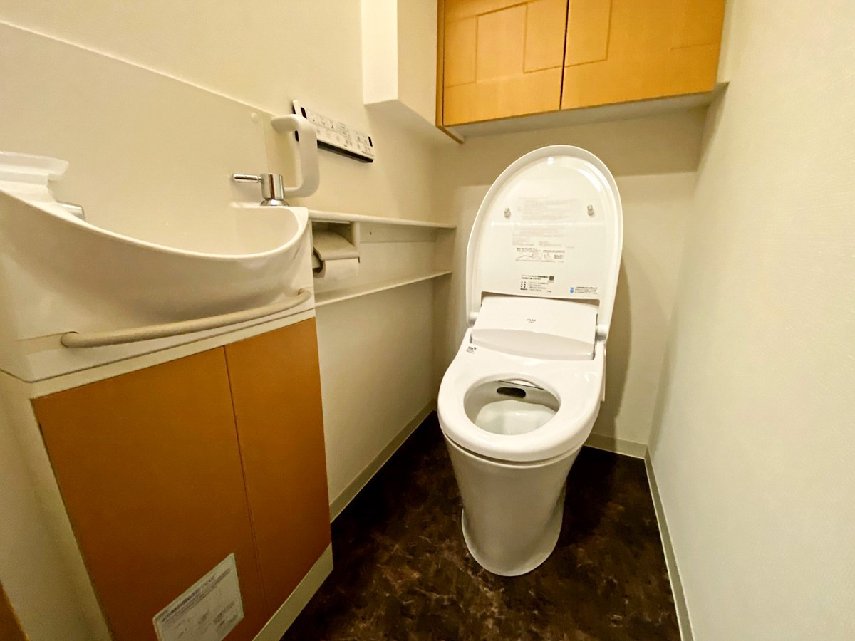 マンションのトイレリフォームのご紹介です。