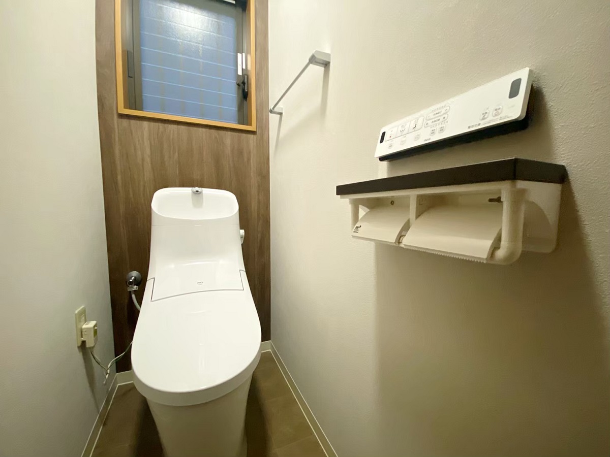 戸建てのトイレリフォームのご紹介です。