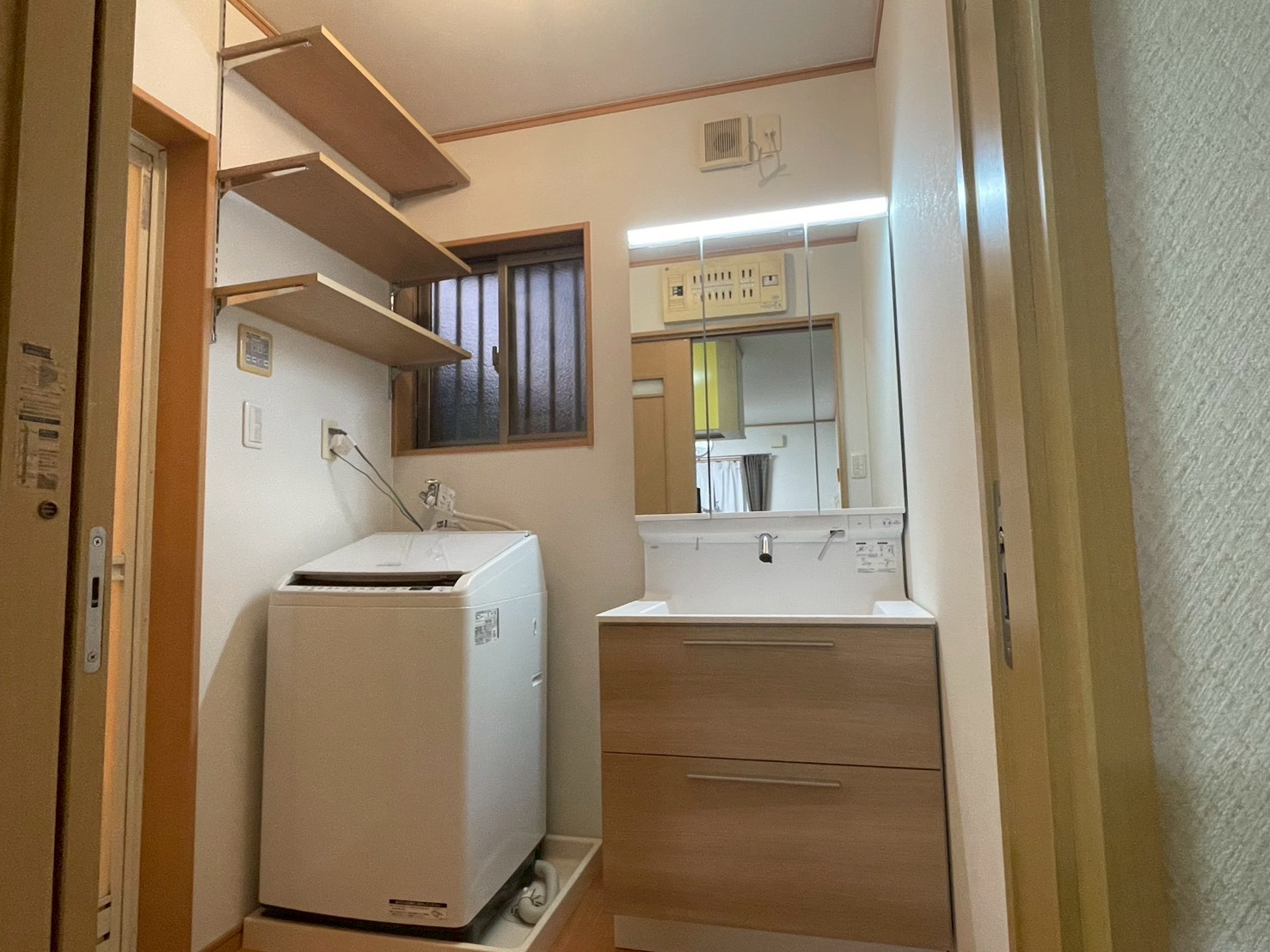 築21年戸建ての洗面リフォームのご紹介です。