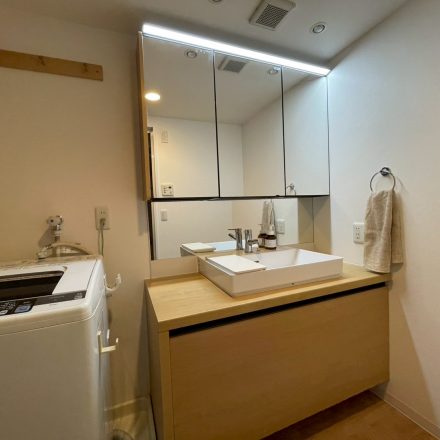 築23年マンションの洗面リフォームのご紹介です。