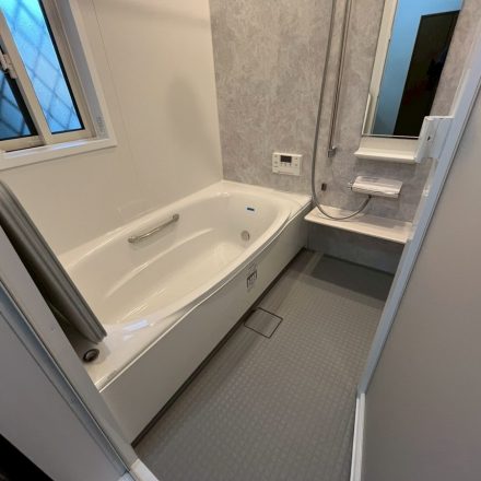 戸建ての浴室リフォームのご紹介です。