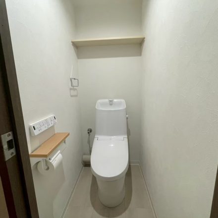 築30年マンションのトイレリフォームのご紹介です。