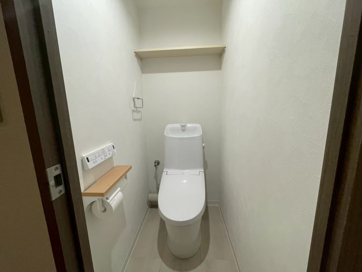 築30年マンションのトイレリフォームのご紹介です。