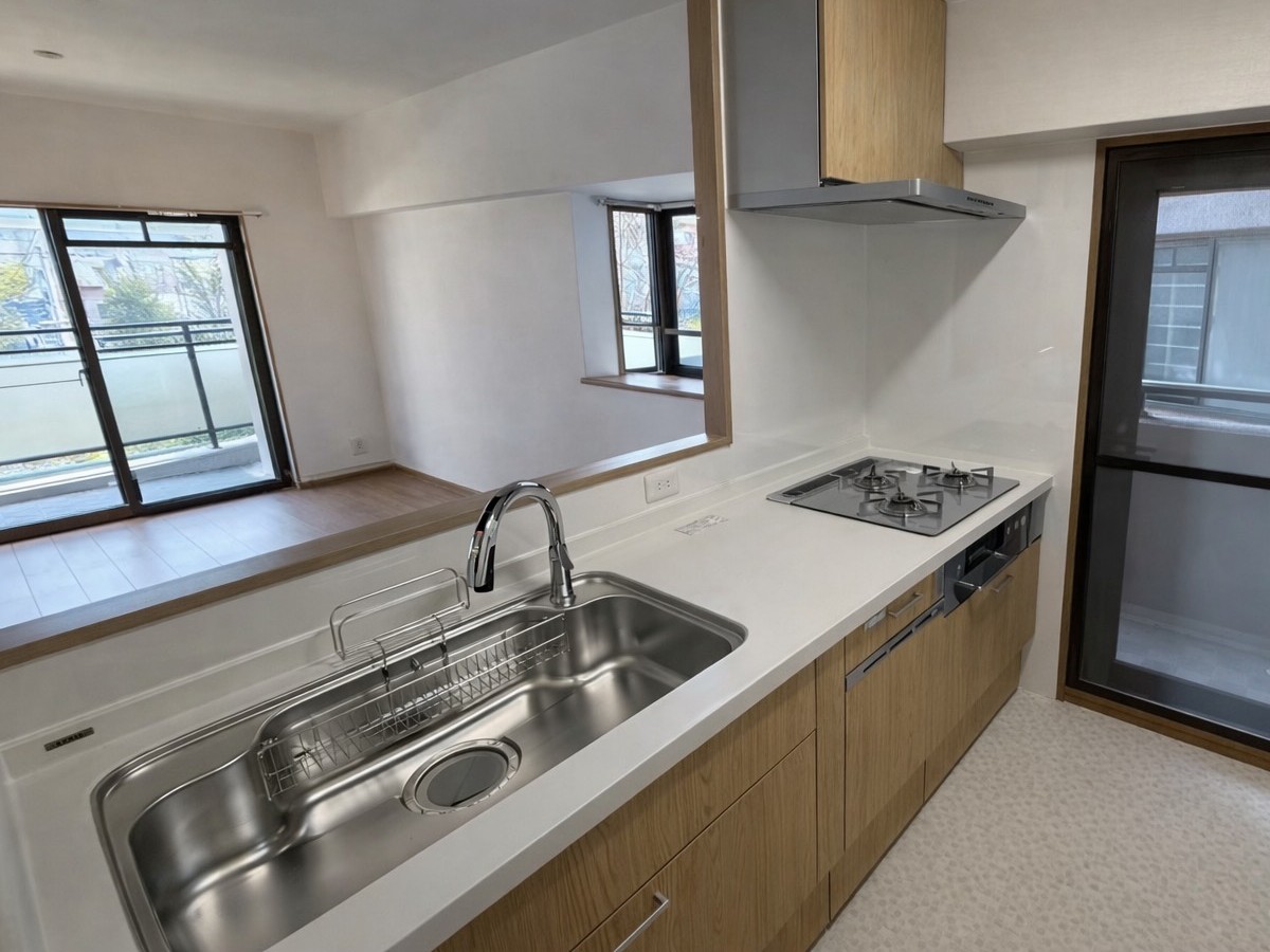 築29年マンションのキッチンリフォームのご紹介です。