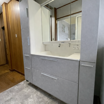 築51年戸建ての洗面リフォームのご紹介です。