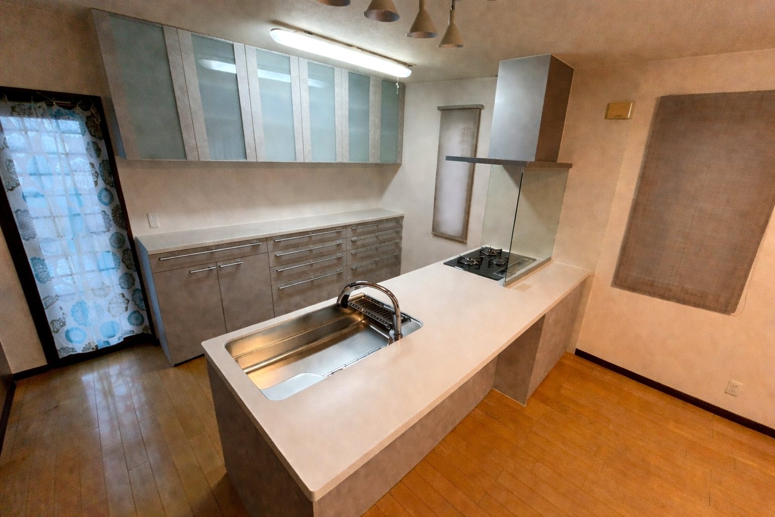 戸建てのキッチンリフォームのご紹介です。